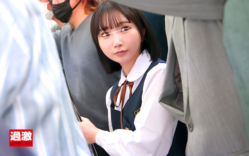 ロングスカート女学生痴● 初イキ潮でびしょ濡れになるまで制服を汚しまくれ！ 009