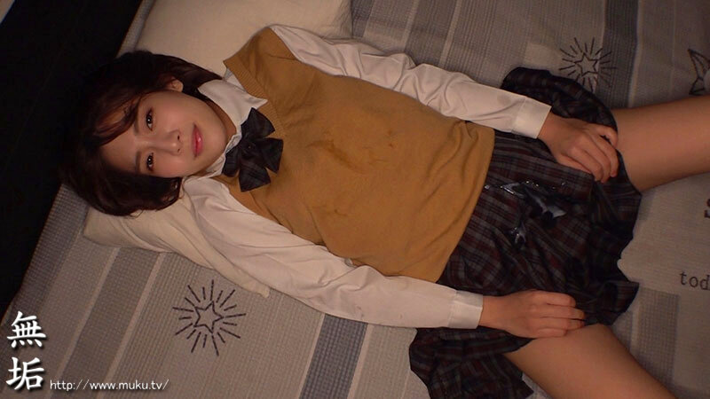 スレンダーな制服少女を、ただ欲望のままに汚したい。 制服フェティシズム（MUKD-590） 045